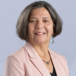 Sandra-Hernandez_Headshot-3-10-23